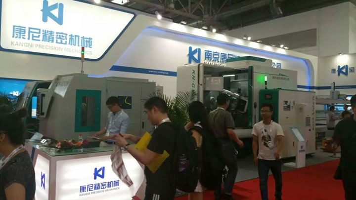 公司數(shù)控精密磨床、AGV產(chǎn)品及智能電動代步車產(chǎn)品亮相第十三屆中國國際機(jī)床（北京）展覽會。