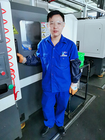 康尼精機汊河廠區(qū)車間小勞模