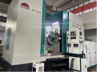 康尼精機KN-GV1600型數(shù)控成形砂輪磨齒機研發(fā)成功